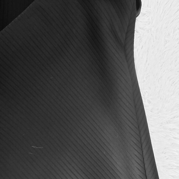 Women's Poetry Black Mini Pull On Skirt Size Medium - Picture 4 of 7